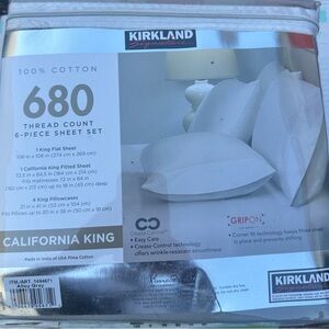 Kirkland Signature California King White Sheet Set